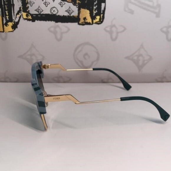 Fendi FF0241/S MVU/9K Women’s Round Sunglasses – Luxury Italian Eyewear - Picture 7 of 11